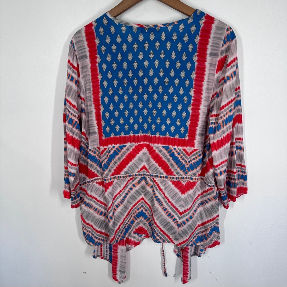 Tolani Tie Dye Top Large Tie Waist Red White Blue - Picture 8 of 8